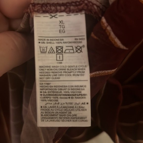 Old Navy Burgundy striped dresss - Picture 5 of 7